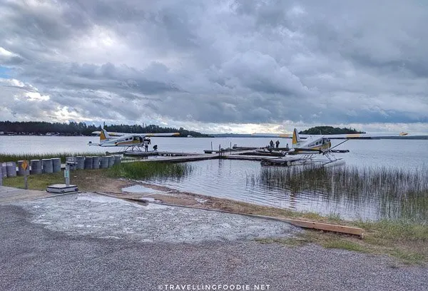 Float planes at the dock