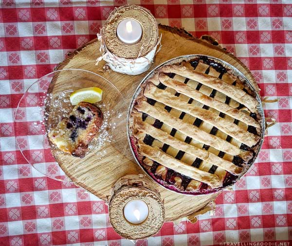 Wild blueberry Pie and Cake