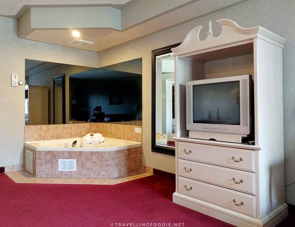 Jacuzzi in the living room at Cedar Meadows in Timmins, Ontario