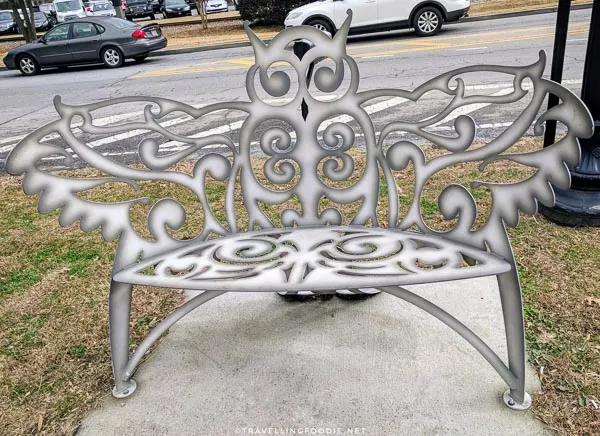 Artsy benches in Downtown Woodstock
