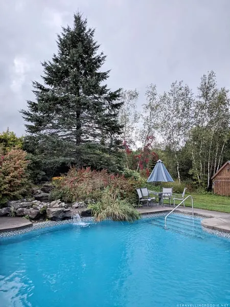 Outdoor swimming pool at Spa Eastman in Eastern Townships, Quebec