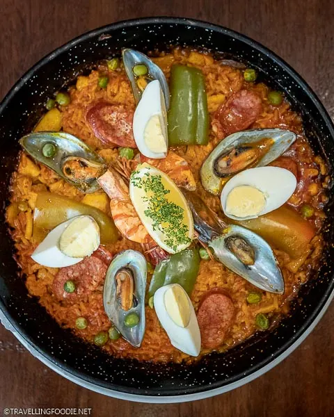 Top-down entire plate of Paella Ilustrado