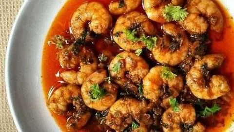 Spanish Garlic Shrimp (Gambas al Ajillo)