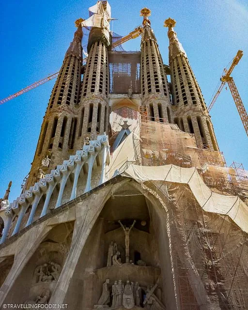 5 Best Gaudi Attractions in Barcelona, Spain - Travelling Foodie