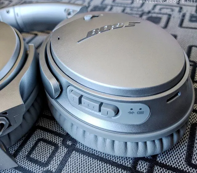 Bose QC35 Headphones Buttons