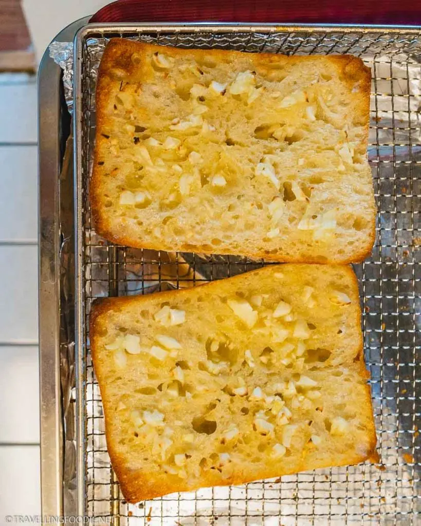 Air Fryer Garlic Bread