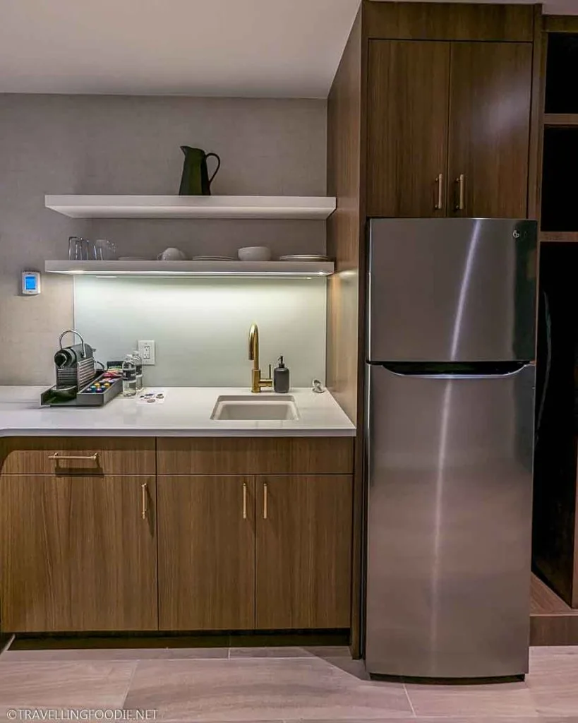 North Signature King Kitchenette at Hotel Covington in Northern Kentucky