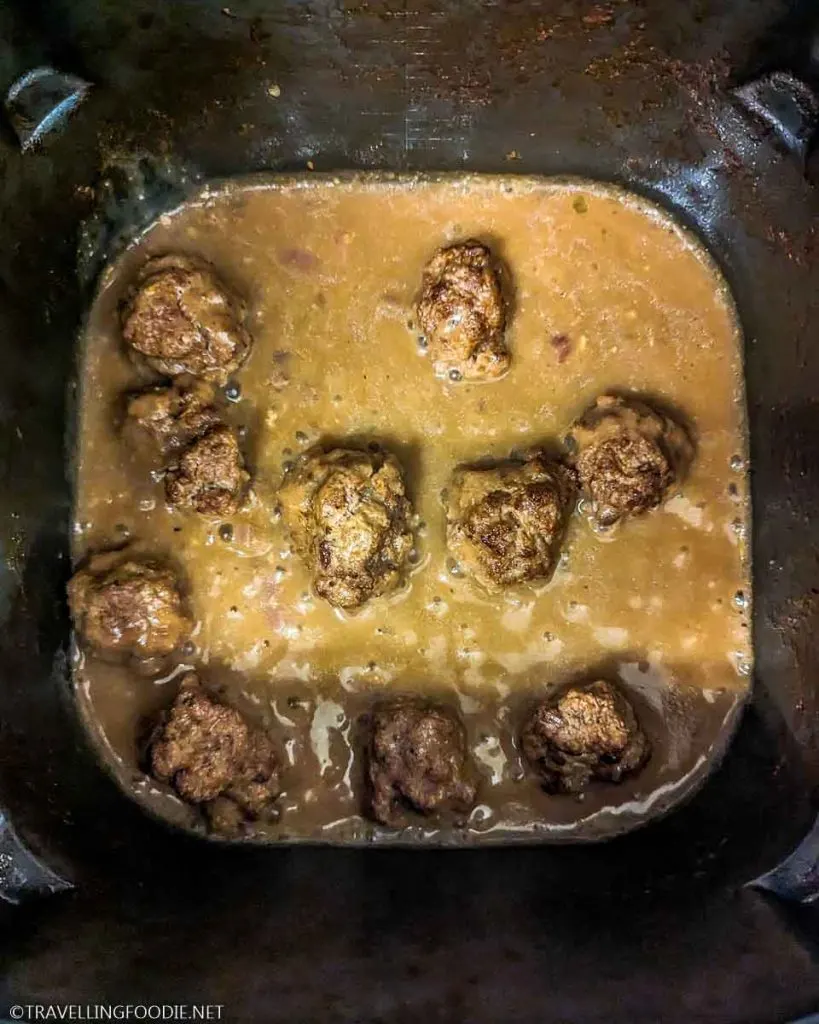 Ninja Speedi Meatballs and Gravy - Easy Comfort Food Recipe ...