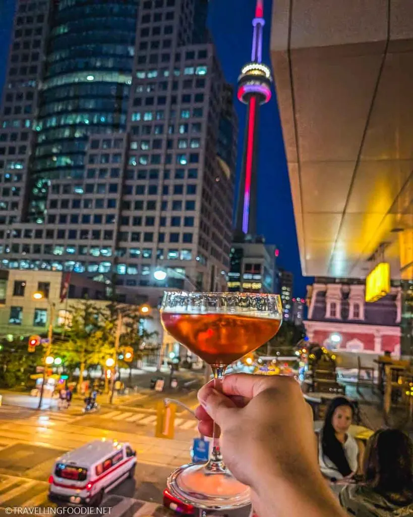 50+ Best Happy Hour in Toronto: Food & Drink Deals (2024) - Travelling ...