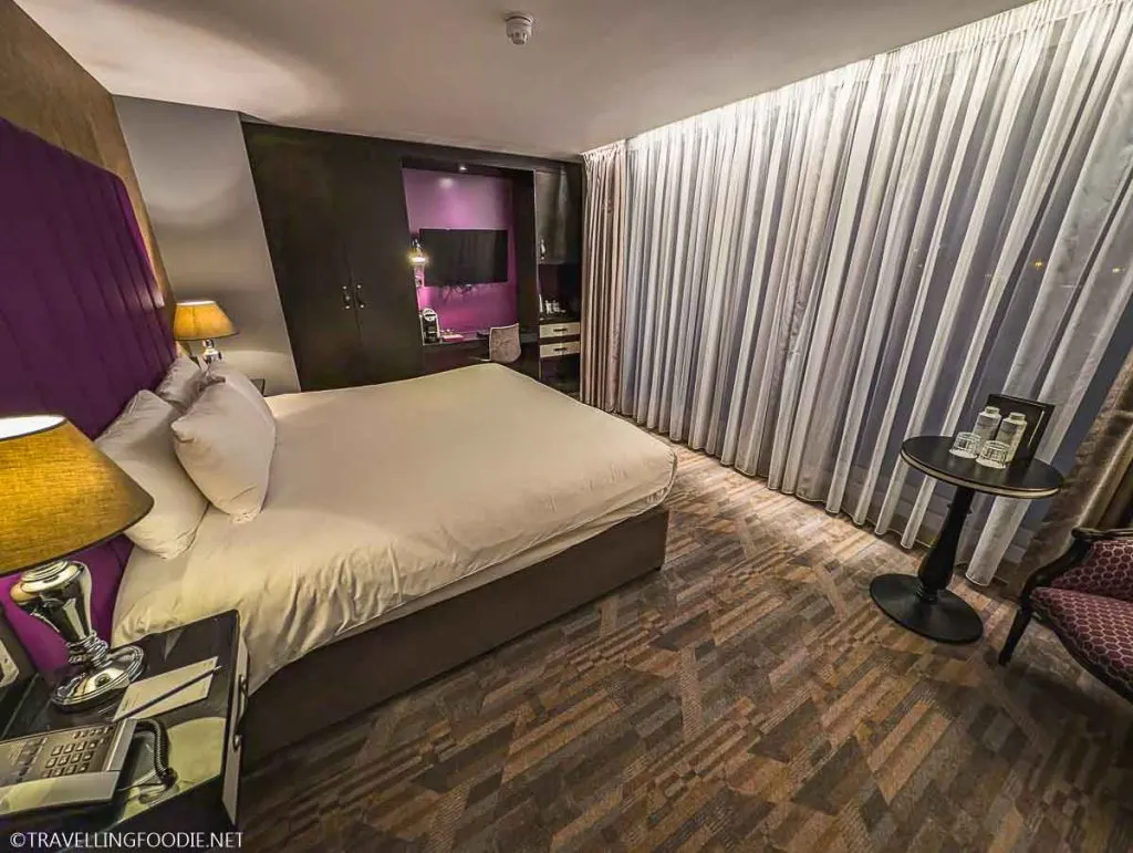 Deluxe Room with Balcony at Trinity City Hotel Dublin
