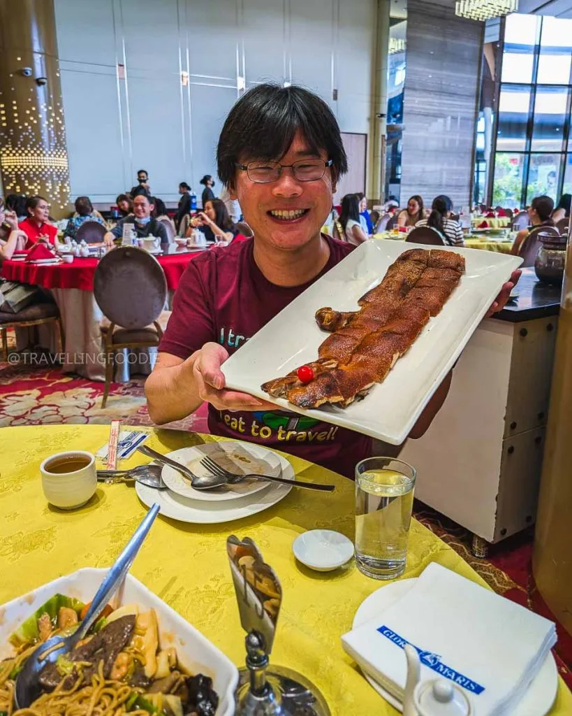 Travelling Foodie Raymond Cua at Gloria Maris, one of the best Chinese restaurants in Manila