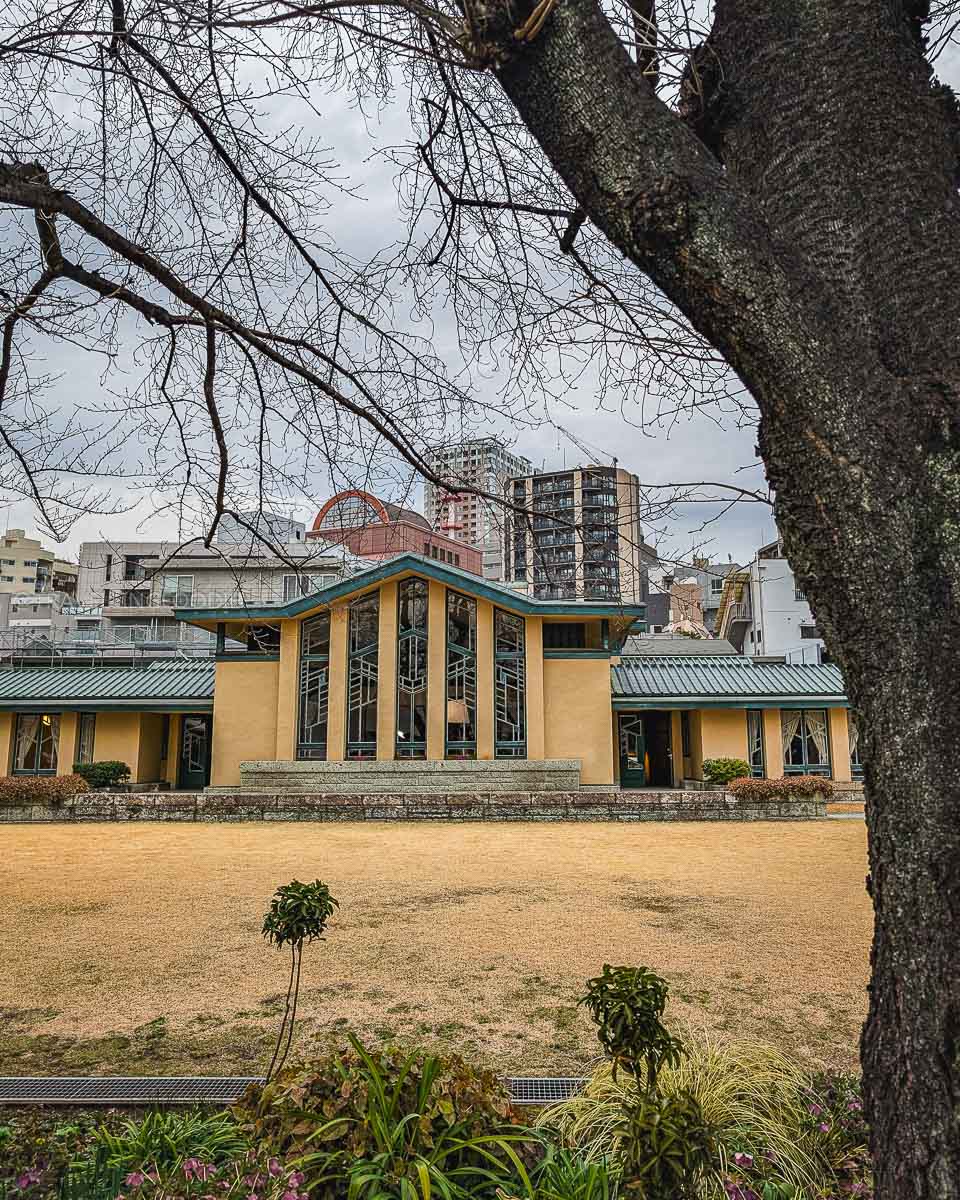 Jyu Gakuen Myonichikan in Ikebukuro Tokyo