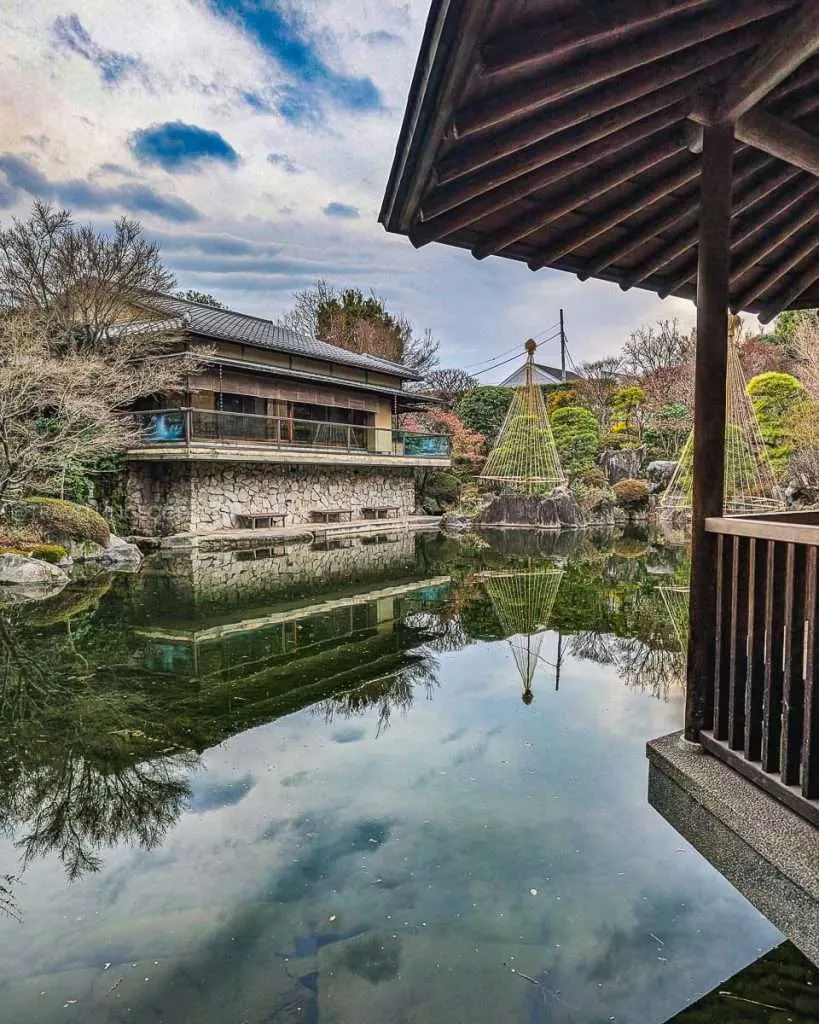 Mejiro Japanese Garden in Ikebukuro Tokyo