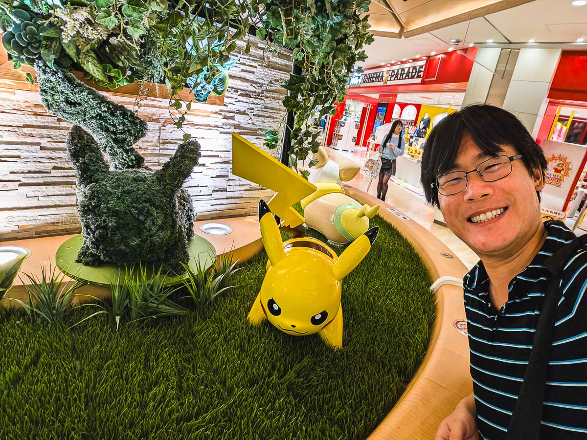 Travelling Foodie Raymond Cua with Pikachu Statue at Pokemon Center Mega Tokyo in Sunshine City