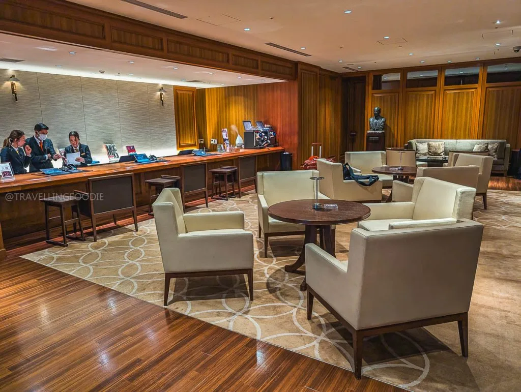 Check-in Lobby at 3-Star Library Hotel in Tokyo