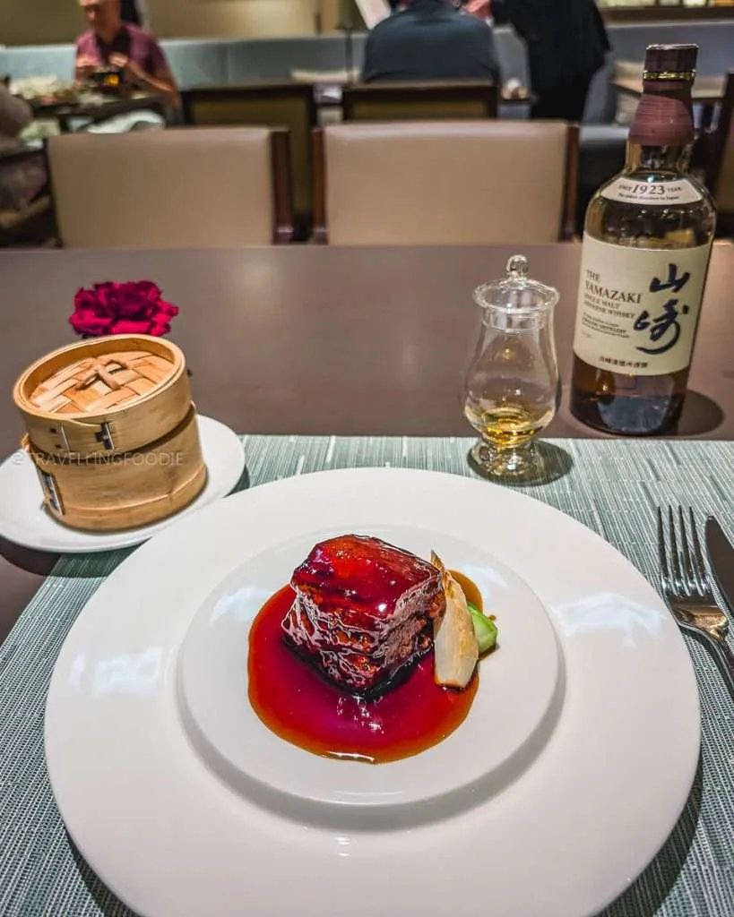 Chinese food and Japanese whisky at The Dining at Shiba Park Hotel in Tokyo