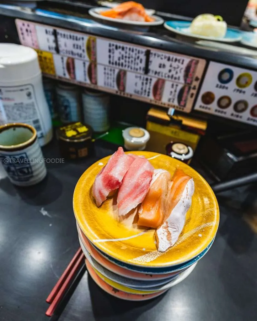 Fatty bluefin tuna belly and salmon belly at ToToToRiTon Sushi Go Round in Shinjuku