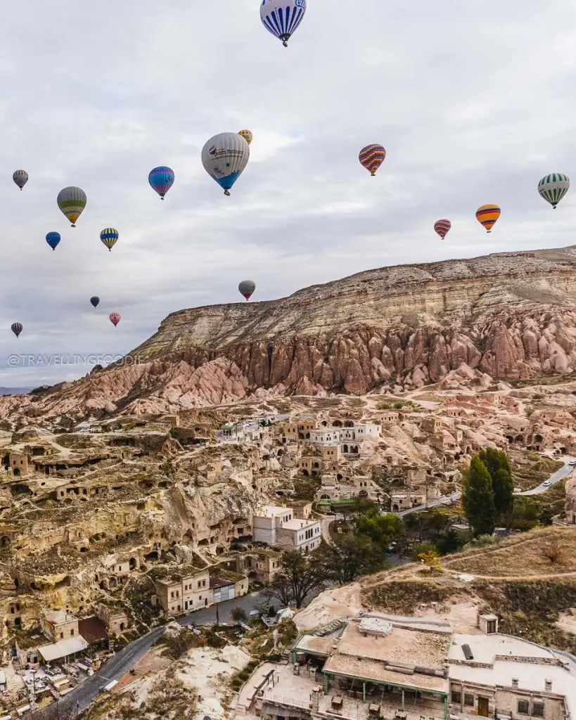 Hot Air Balloon Ride on Goreme National Park in Turkiye