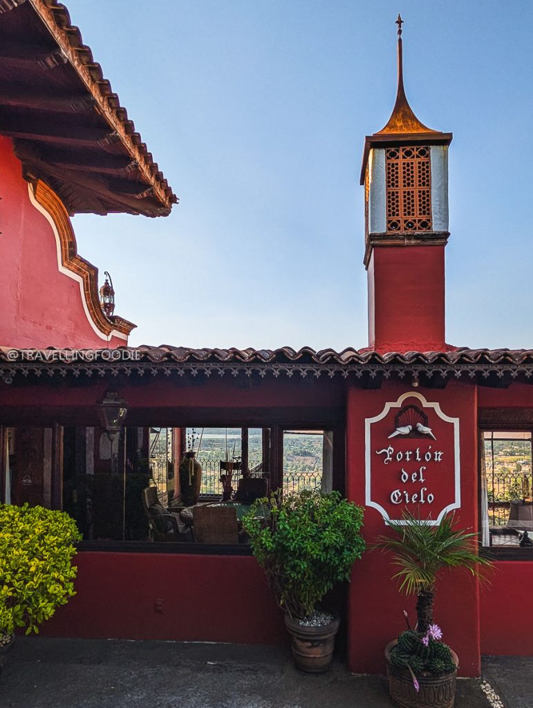 Porton del Cielo restaurant in Patzcuaro with stunning views, one of the best restaurants in Michoacan.